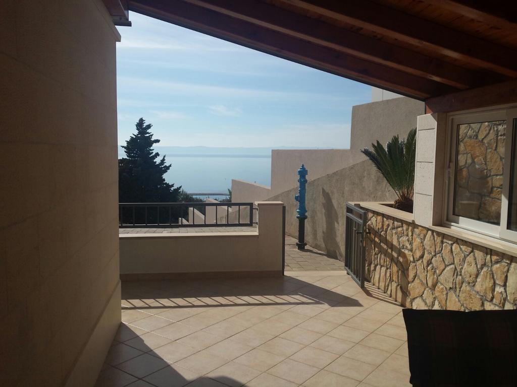 Apartman Gelic Makarska Exteriör bild