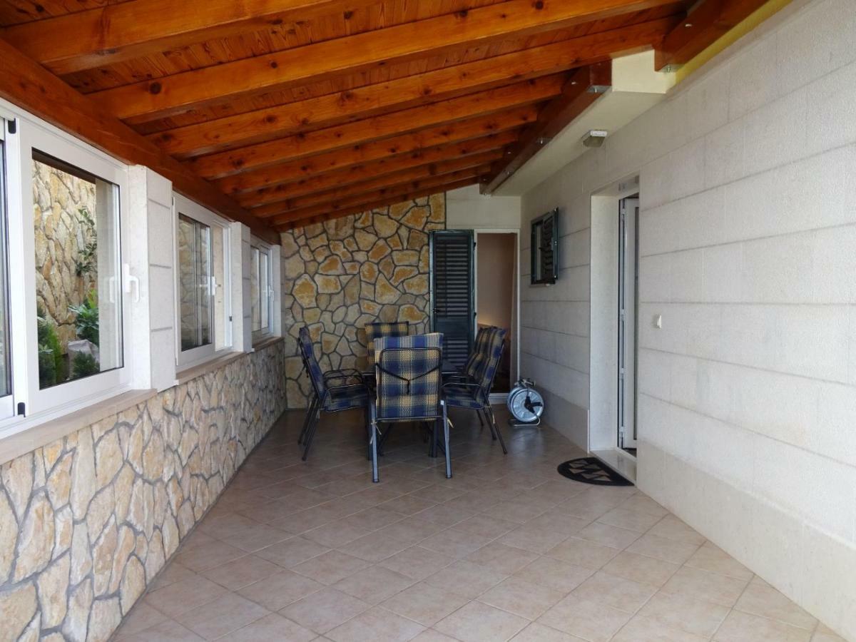Apartman Gelic Makarska Exteriör bild