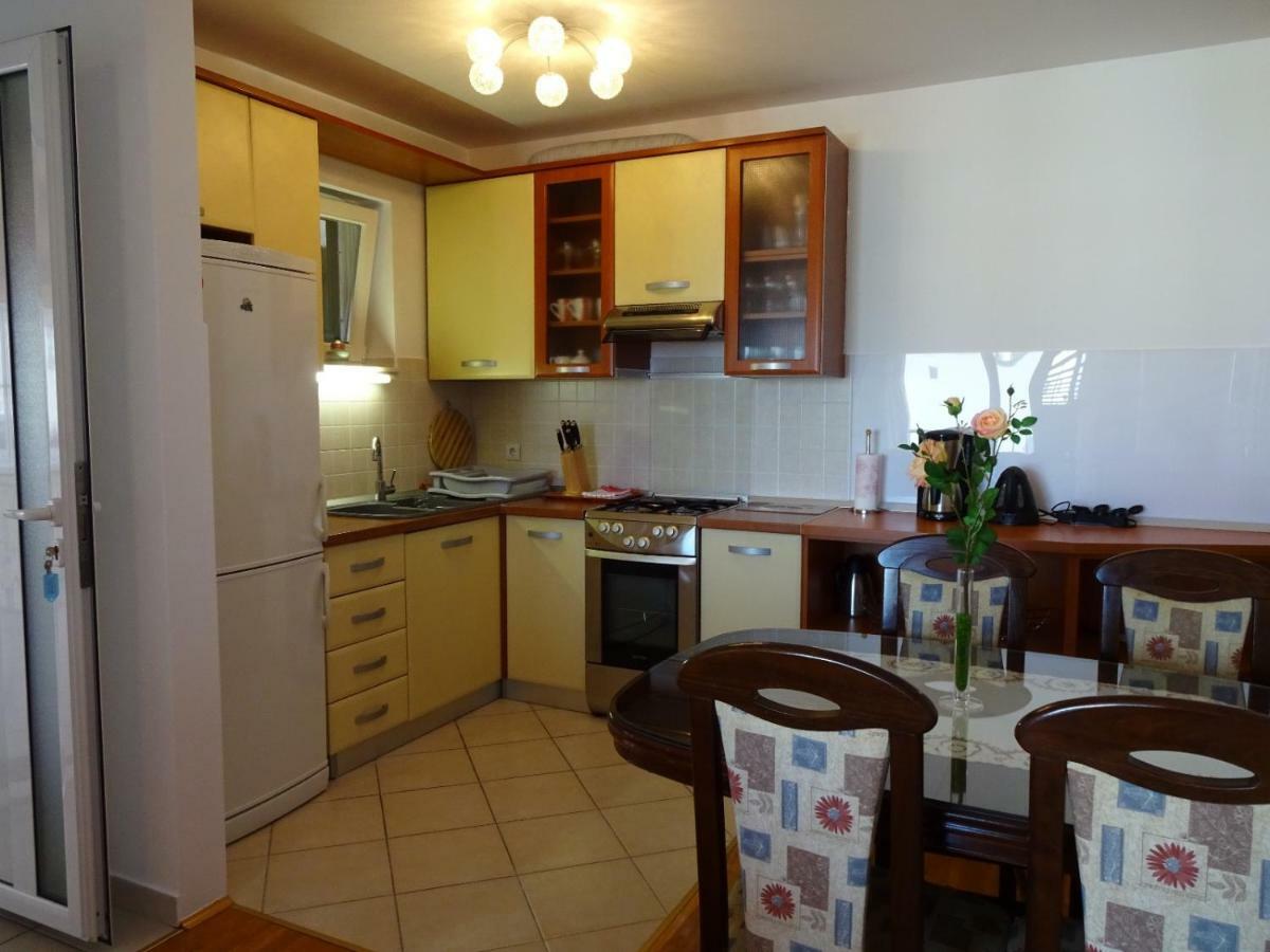 Apartman Gelic Makarska Exteriör bild